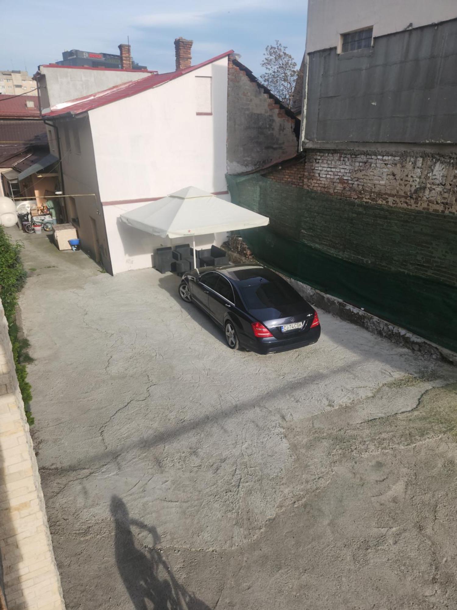 Csikos Apartment 클루지나포카 외부 사진