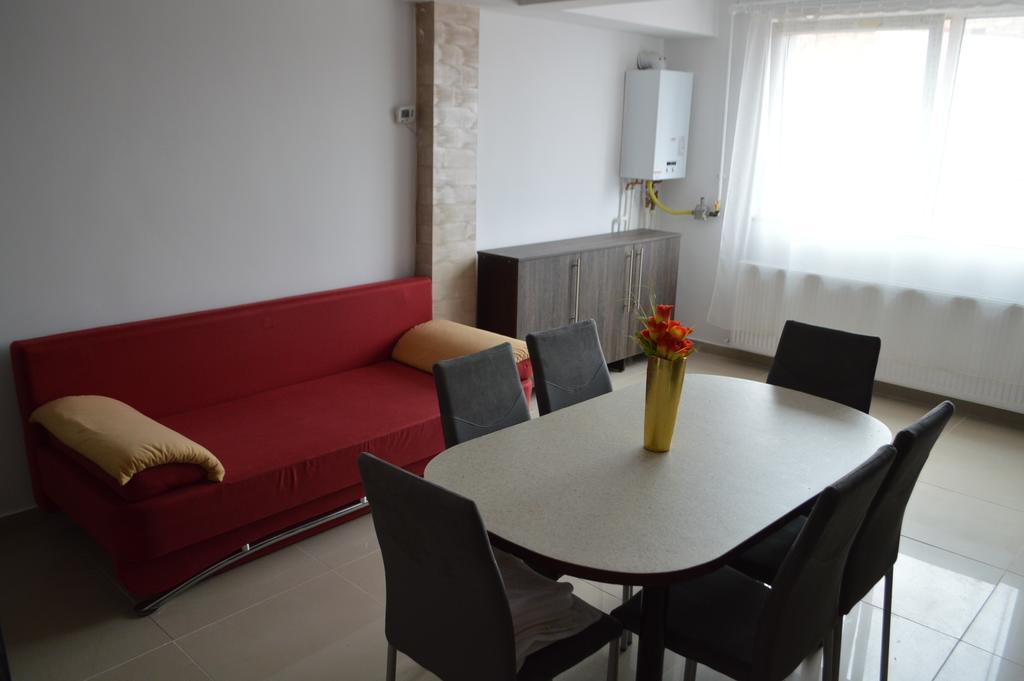 Csikos Apartment 클루지나포카 외부 사진